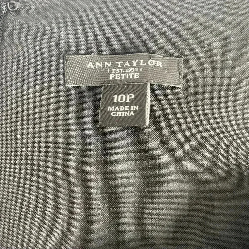 Ann Taylor Petite Black‎ Virgin Wool Sheath Dress 10P EUC 0150 - Picture 8 of 13